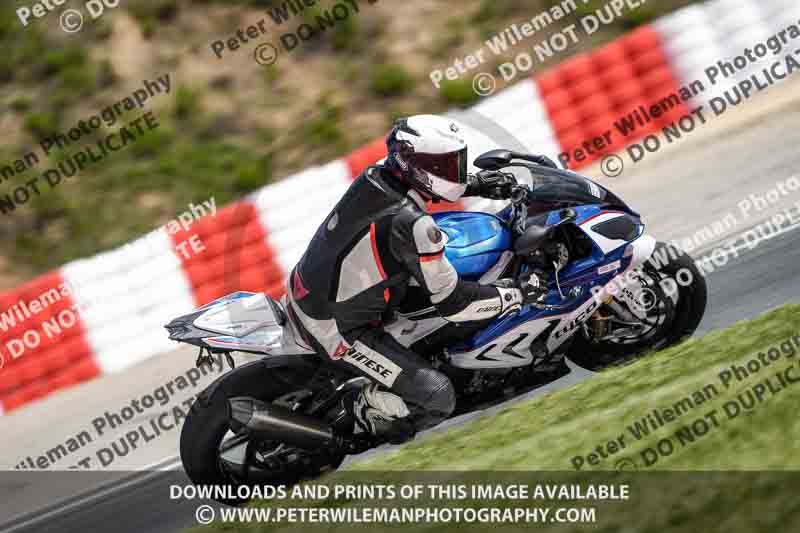 cadwell no limits trackday;cadwell park;cadwell park photographs;cadwell trackday photographs;enduro digital images;event digital images;eventdigitalimages;navarra;no limits trackdays;peter wileman photography;racing digital images;trackday digital images;trackday photos
